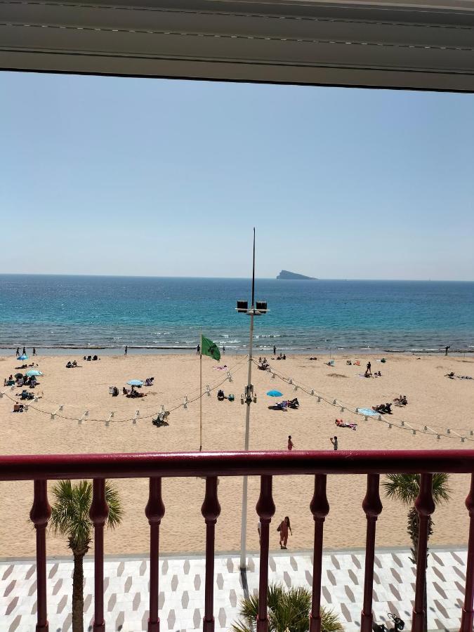 Las Damas 3B Beach Front - Pool & Parking ベニドルム エクステリア 写真